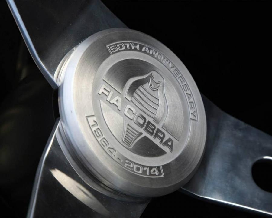  Shelby Cobra 289 FIA 50th Anniversary 2014 года  (фото 12 из 27)